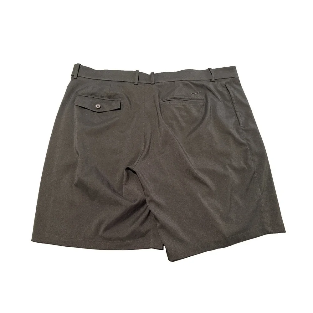 Nike Dri-FIT Men's Black Golf Shorts Solid Logo Pockets 42W 10